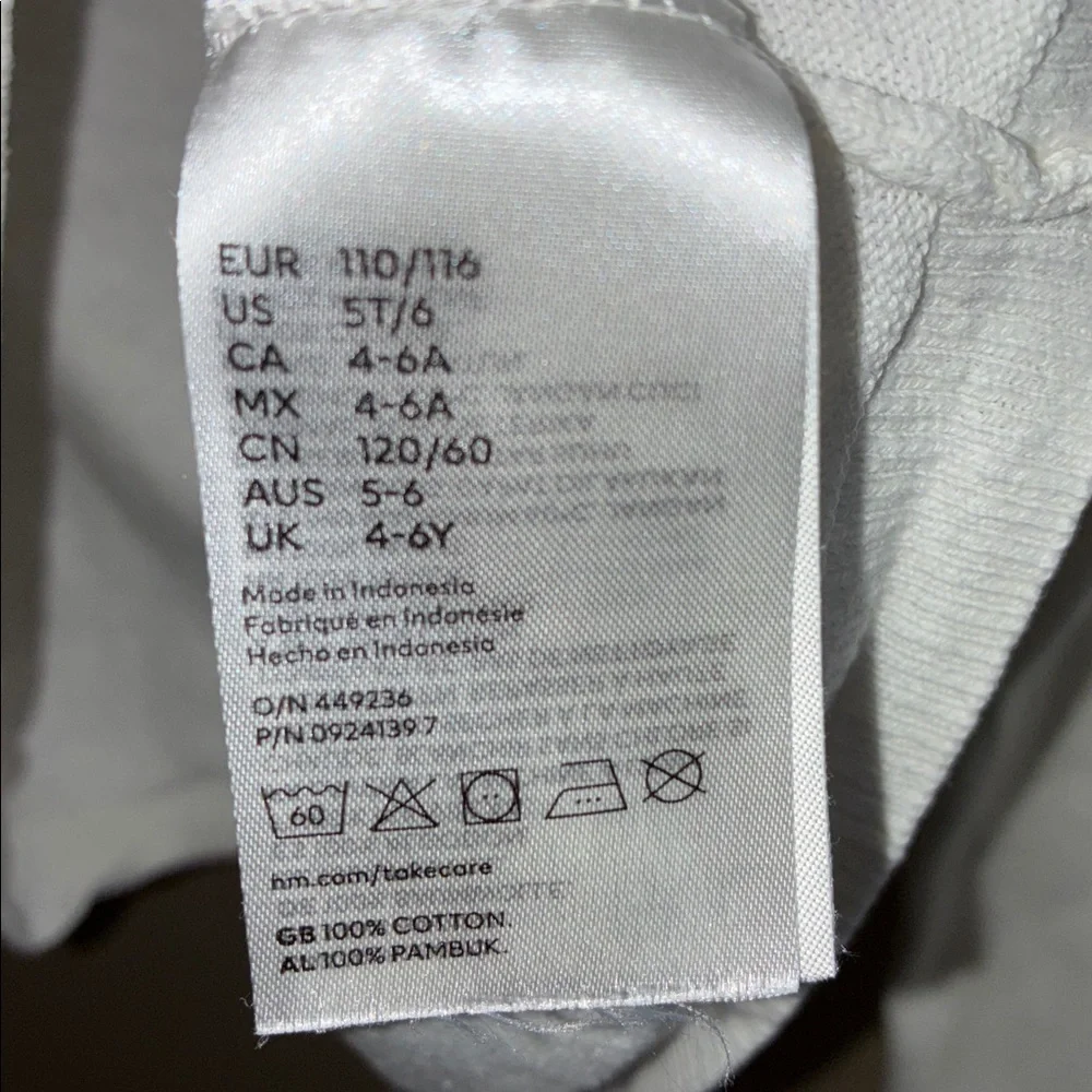 H&M Girls’ White Cotton Cardigan with Heart Accent - Picture 10 of 10